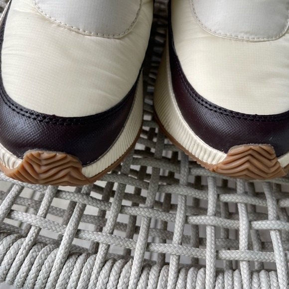 Sorel Out ‘N About Puffy Waterproof Zip Boot Woman 9 - Picture 6 of 16